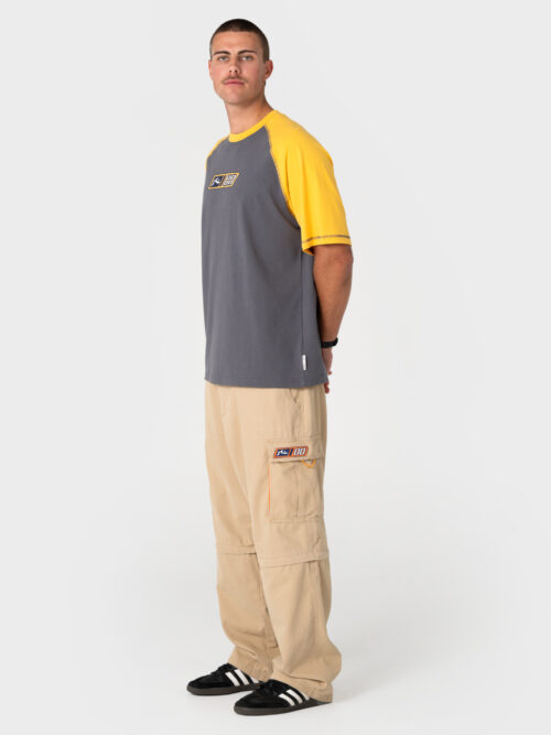 Rusty Waka Raglan Short Sleeve T-shirt - Image 3