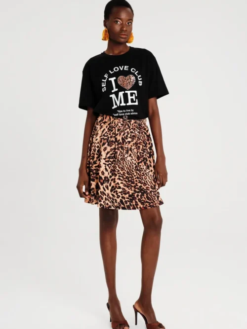 Peace & Chaos Mindfulness T-Shirt - Image 4