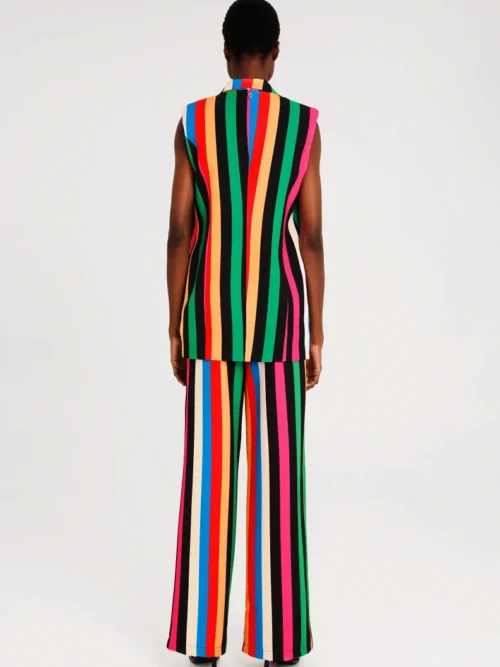 Παντελόνι σε ίσια γραμμή Πλαϊνές τσέπες και διακοσμητική πίσω τσέπη Μεταλλική λεπτομέρεια Chaka