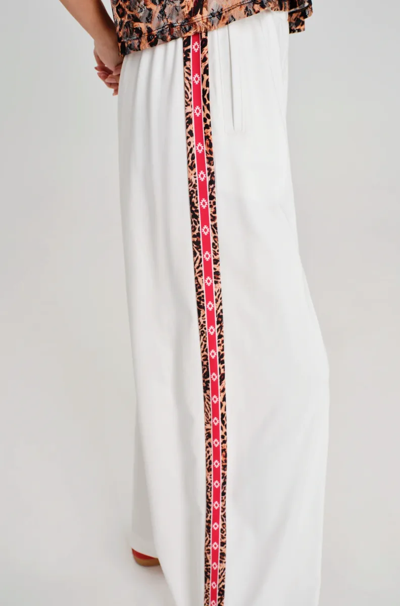 Παντελόνι wide leg με printed ρίγα Ελαστική μέση