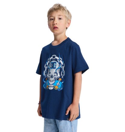 Το παιδικό κοντομάνικο T-shirt Burning Skull είναι ιδανικό για αγόρια που αγαπούν το άνετο ντύσιμο με δυναμικό χαρακτήρα.