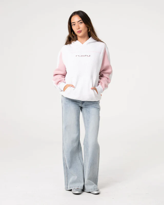 Το Cyberwaves Oversized Fleece Hoodie είναι ένα oversized φούτερ με κουκούλα που συνδυάζει άνεση και σύγχρονο streetwear χαρακτήρα.