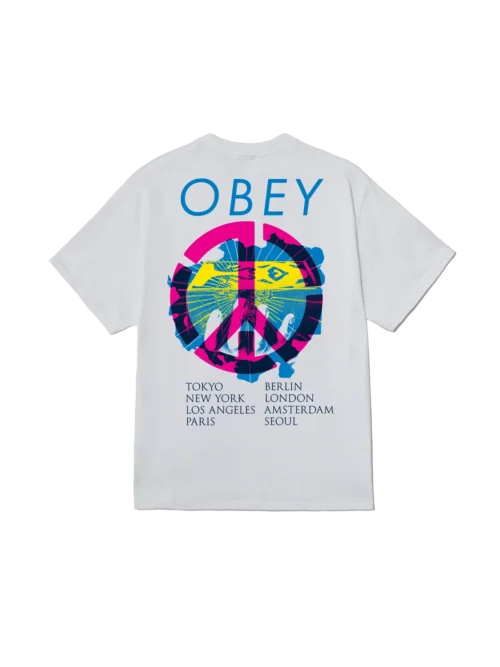 Το Peace Brick Classic T-Shirt είναι ένα κλασικό T-shirt σε Regular Fit, με ιδιαίτερο graphic print στο στήθος και την πλάτη.