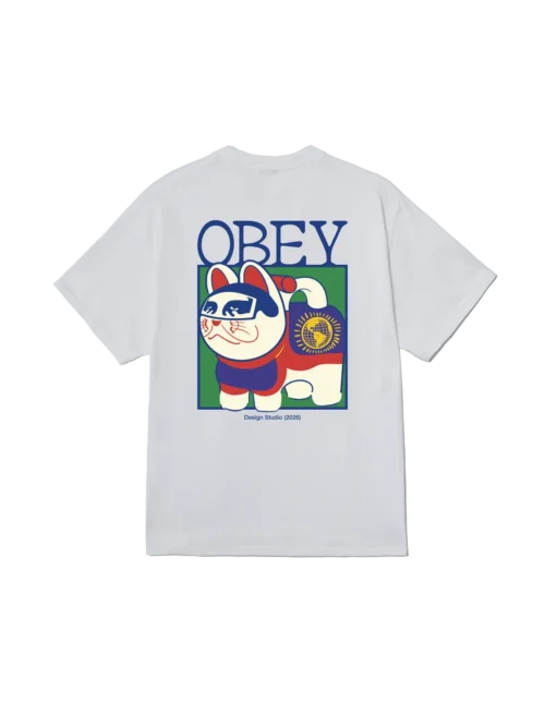 Το Lucky Cat Classic T-Shirt είναι ένα κλασικό T-shirt σε Regular Fit, με ιδιαίτερο graphic print στο στήθος και την πλάτη.