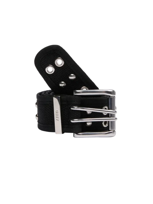 Η OBEY Studded Web Belt προσθέτει έντονο streetwear χαρακτήρα σε κάθε εμφάνιση.