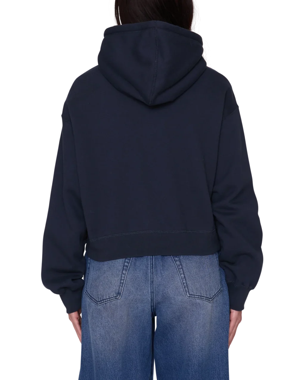 Το OBEY Studios Collegiate Pullover είναι ένα άνετο και μοντέρνο φούτερ με relaxed cropped fit, ιδανικό για casual και streetwear εμφανίσεις.