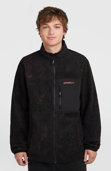 Το Must-Have High-Pile Full-Zip Fleece είναι ο ιδανικός χειμερινός σύντροφος για τις καθημερινές σου εμφανίσεις. Είναι κατασκευασμένο από απαλό high-pile fleece ύφασμα, προσφέροντας ζεστασιά και άνεση, ενώ αποτελείται από 100% ανακυκλωμένο πολυεστέρα.