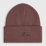 Το O'Neill Logo Beanie είναι ένα διαχρονικό χειμερινό αξεσουάρ, ιδανικό για το βουνό αλλά και για την καθημερινότητα. Η cable-knit πλεκτή κατασκευή προσφέρει απαλή και ζεστή αίσθηση, ενώ η θερμομονωτική υφή του χαρίζει άνεση στις κρύες ημέρες.