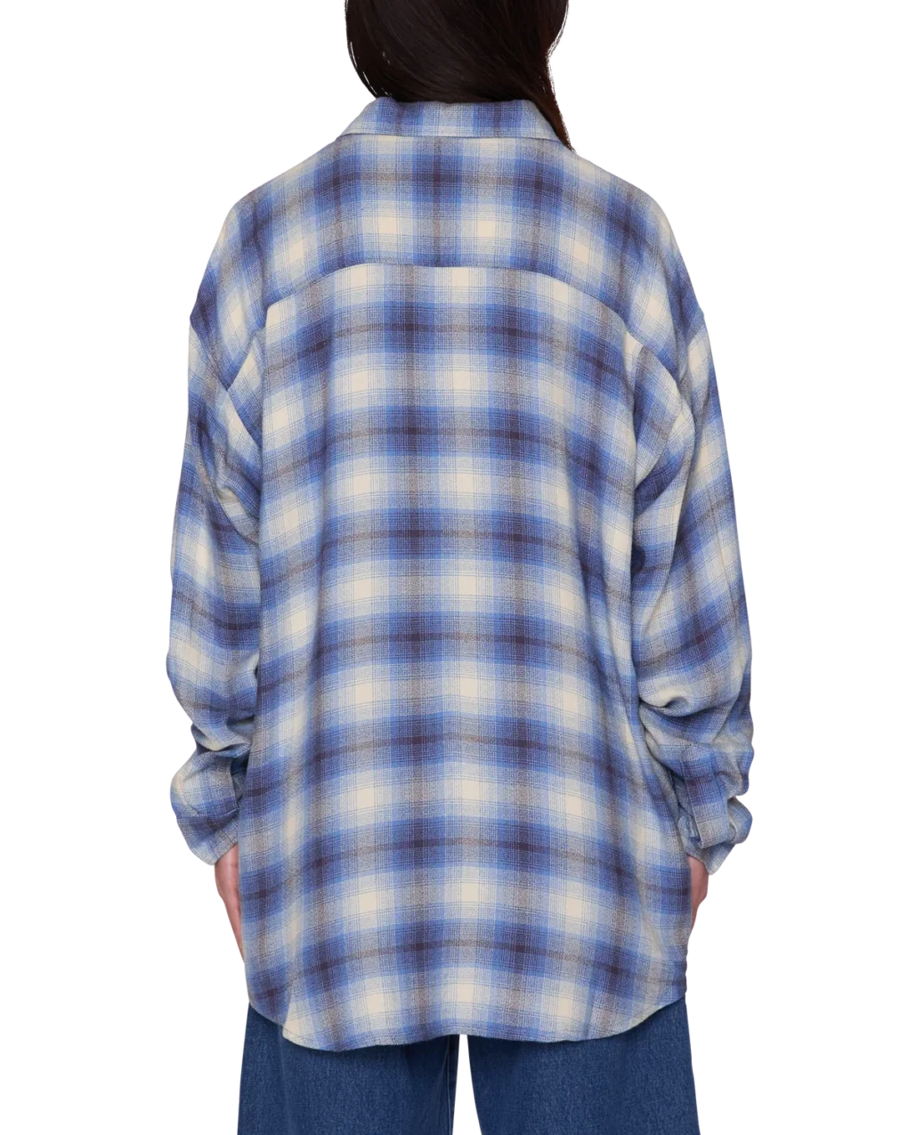 Το OBEY Zelia Shirt είναι ένα άνετο πουκάμισο σε baggy γραμμή, κατασκευασμένο από 100% viscose για ανάλαφρη και ευχάριστη αίσθηση.