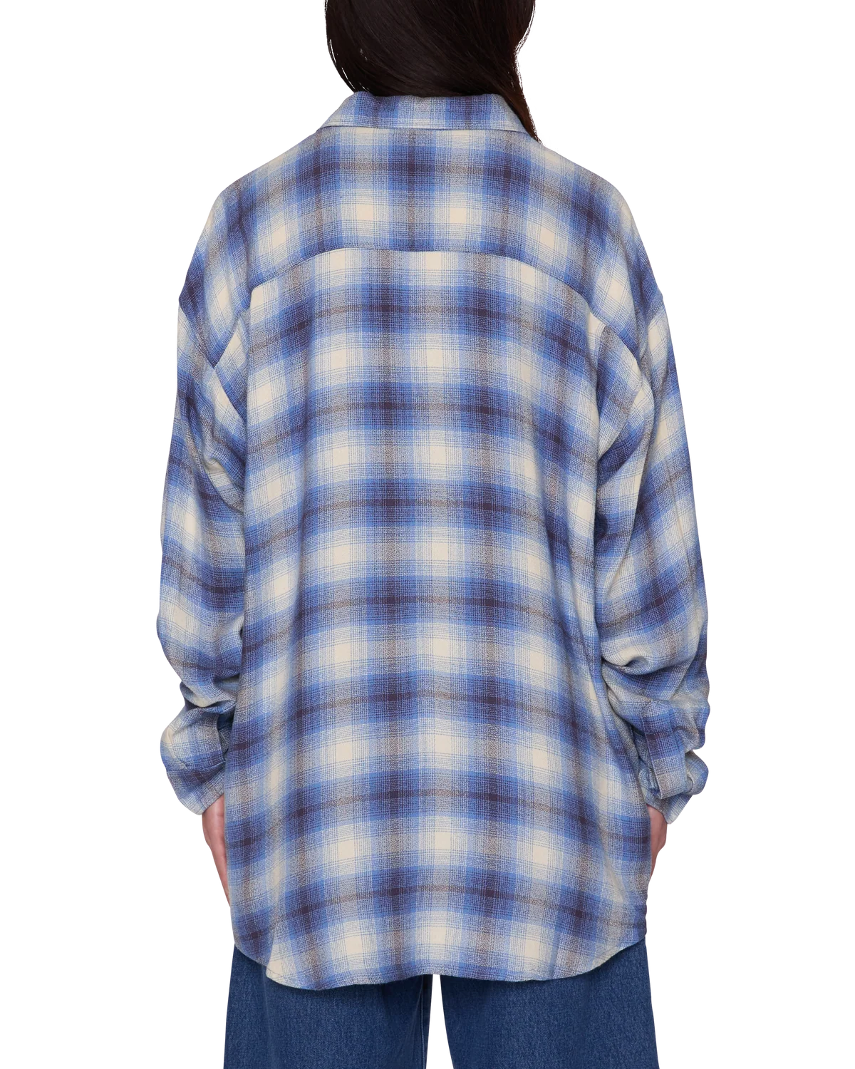 Το OBEY Zelia Shirt είναι ένα άνετο πουκάμισο σε baggy γραμμή, κατασκευασμένο από 100% viscose για ανάλαφρη και ευχάριστη αίσθηση.