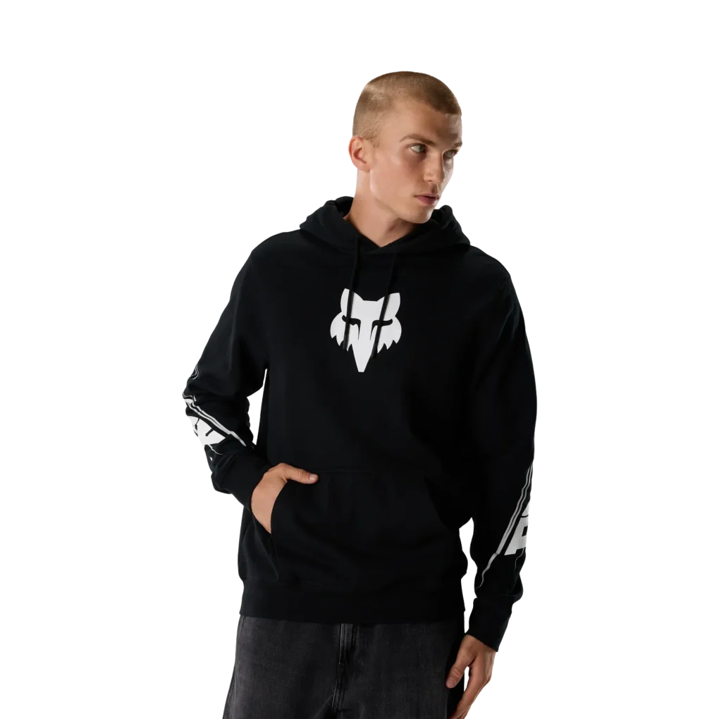 Ένα iconic hoodie της Fox αποτελεί βασικό κομμάτι στη γκαρνταρόμπα κάθε φίλου της μάρκας. Το Apex Pullover Hoodie συνδυάζει χαρακτηριστικό Fox στυλ, άνεση και ζεστασιά, αποτελώντας μια ιδανική επιλογή για την καθημερινότητα.