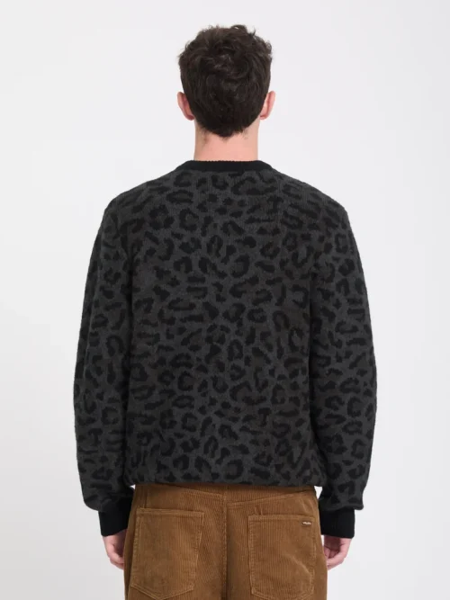 Το Volcom Leopold Sweater είναι ένα ανδρικό πλεκτό sweater βαρέως τύπου, σχεδιασμένο για άνεση και ζεστασιά τις πιο κρύες ημέρες.