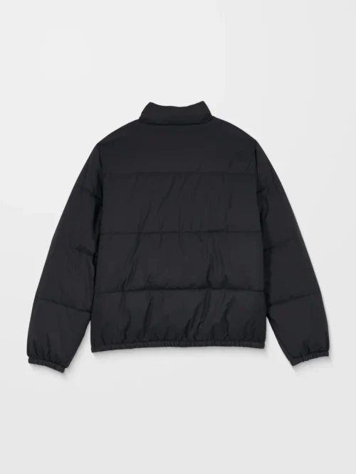 Το Volcom Fillmoore Jacket είναι ένα ανδρικό puffer jacket με relaxed fit εφαρμογή και μήκος μέχρι τη μέση, σχεδιασμένο για ζεστασιά και προστασία στις κρύες ημέρες.