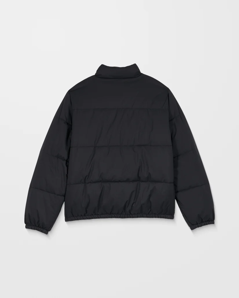 Το Volcom Fillmoore Jacket είναι ένα ανδρικό puffer jacket με relaxed fit εφαρμογή και μήκος μέχρι τη μέση, σχεδιασμένο για ζεστασιά και προστασία στις κρύες ημέρες.