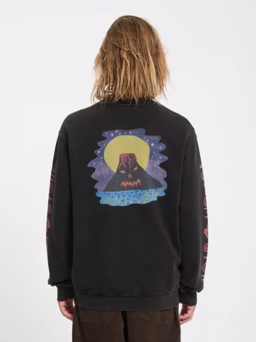 Το Volcom FA Ozzy Crew είναι ένα ανδρικό fleece sweatshirt με classic fit εφαρμογή, σχεδιασμένο για άνεση και ξεχωριστό streetwear χαρακτήρα.