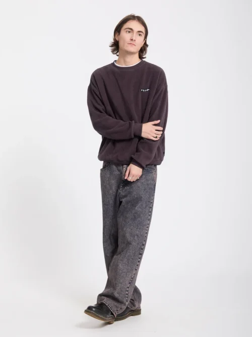 Το Volcom Too Kool LSE Crew είναι ένα ανδρικό polar fleece sweatshirt με loose fit εφαρμογή, ιδανικό για τις πιο δροσερές ημέρες