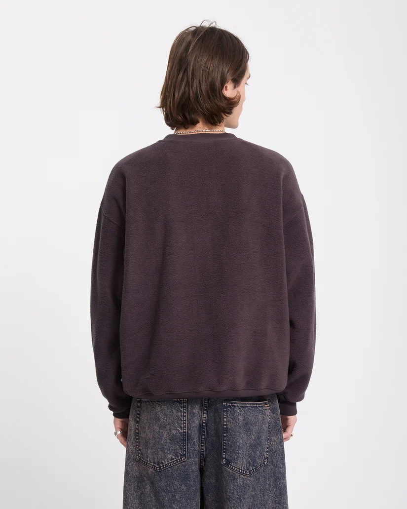 Το Volcom Too Kool LSE Crew είναι ένα ανδρικό polar fleece sweatshirt με loose fit εφαρμογή, ιδανικό για τις πιο δροσερές ημέρες