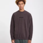 Το Volcom Big Stone Crew είναι ένα ανδρικό fleece sweatshirt με loose fit εφαρμογή, ιδανικό για άνετες καθημερινές και streetwear εμφανίσεις.