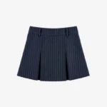 Η Belle Époque Skirt της Kaotiko συνδυάζει κομψότητα και σύγχρονο χαρακτήρα, αποτελώντας μια ιδιαίτερη επιλογή για καθημερινά αλλά και πιο προσεγμένα outfits. Η
