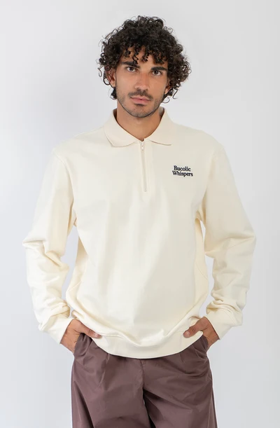 Το Bucolic Whispers Zipper Hoodie της Kaotiko είναι ένα άνετο και casual φούτερ με κουκούλα, σχεδιασμένο για καθημερινές εμφανίσεις.