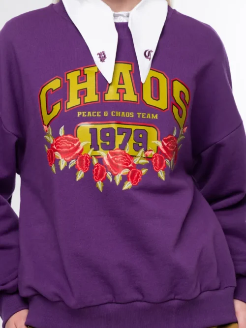 Το Old-School Sweater συνδυάζει την κλασική αισθητική ενός sweatshirt με τις χαρακτηριστικές σχεδιαστικές λεπτομέρειες της Peace + Chaos. Ένα διαχρονικό κομμάτι για τη φθινοπωρινή γκαρνταρόμπα, σχεδιασμένο να ξεχωρίζει μέσα από το ιδιαίτερο print και τις έντονες χρωματικές λεπτομέρειες.