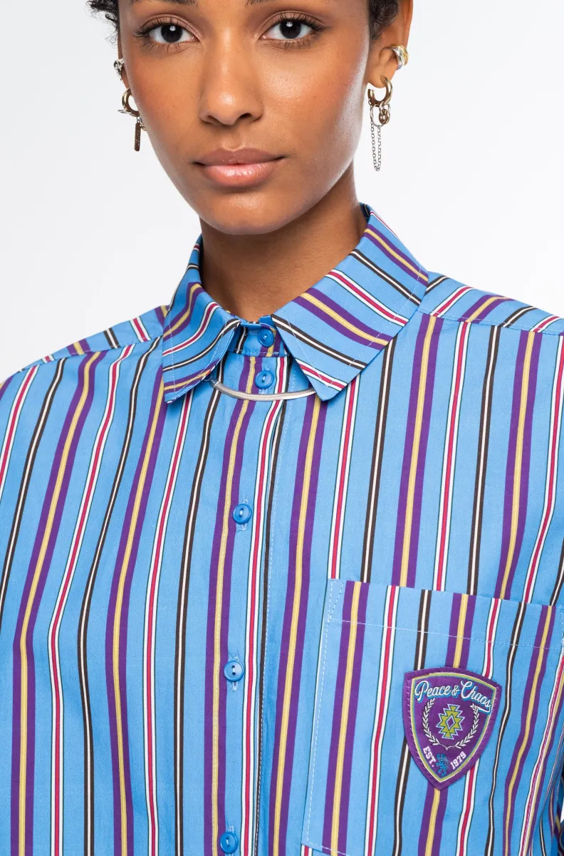 Το REGENCY SHIRT της Peace + Chaos είναι ένα oversized πουκάμισο από δροσερή και ανάλαφρη βαμβακερή poplin, σχεδιασμένο σε relaxed γραμμή για άνετη και σύγχρονη εφαρμογή.