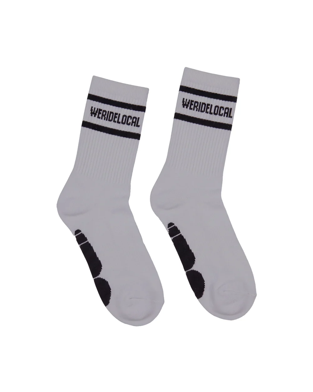 Οι DIVISION GREY SOCKS συνδυάζουν άνεση και sporty αισθητική σε μια διαχρονική γκρι απόχρωση.