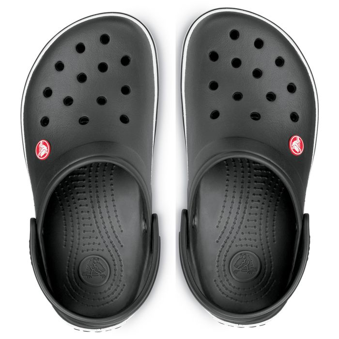 Το Crocband Clog συνδυάζει το διαχρονικό, vintage-inspired στυλ με την εμβληματική άνεση των Crocs. Η χαρακτηριστική γραμμή περιμετρικά της σόλας χαρίζει ένα αθλητικό και δυναμικό look, ενώ η κατασκευή από το ελαφρύ Croslite™ προσφέρει άνεση σε κάθε βήμα.