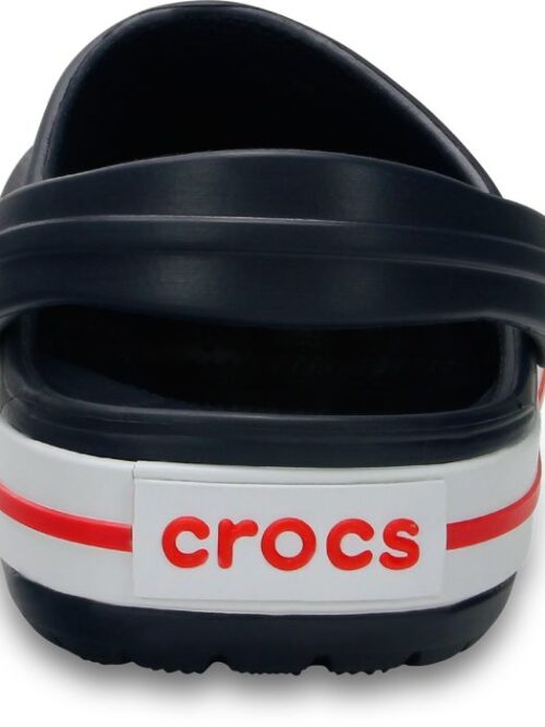 Τα Crocband Clog K – Navy/Red συνδυάζουν την εμβληματική άνεση των Crocs με μια αθλητική και δυναμική εμφάνιση, αποτελώντας ιδανική επιλογή για δραστήρια παιδιά.