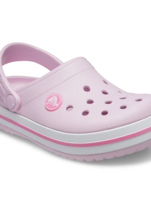 Το αυθεντικό Crocband Clog επιστρέφει σε μια παιδική εκδοχή που συνδυάζει ευελιξία, άνεση και αθλητικό στιλ. Εύκολο στο φόρεμα και την αφαίρεση, αποτελεί μια πρακτική επιλογή για την καθημερινότητα των παιδιών, από τις πρώτες τους δραστηριότητες μέχρι τις πιο έντονες περιπέτειες.