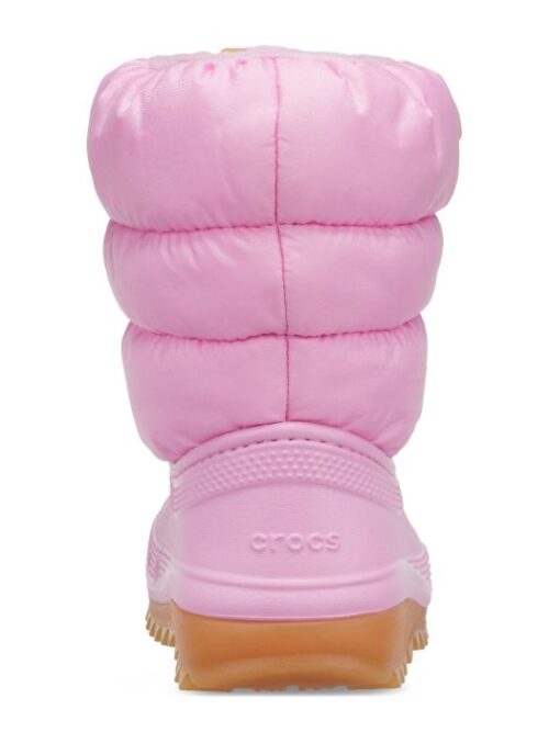 Οι Classic Neo Puff Boot είναι οι ιδανικές παιδικές μπότες για τις κρύες ημέρες του χειμώνα, συνδυάζοντας ζεστασιά, άνεση και εξαιρετικά ελαφριά κατασκευή.