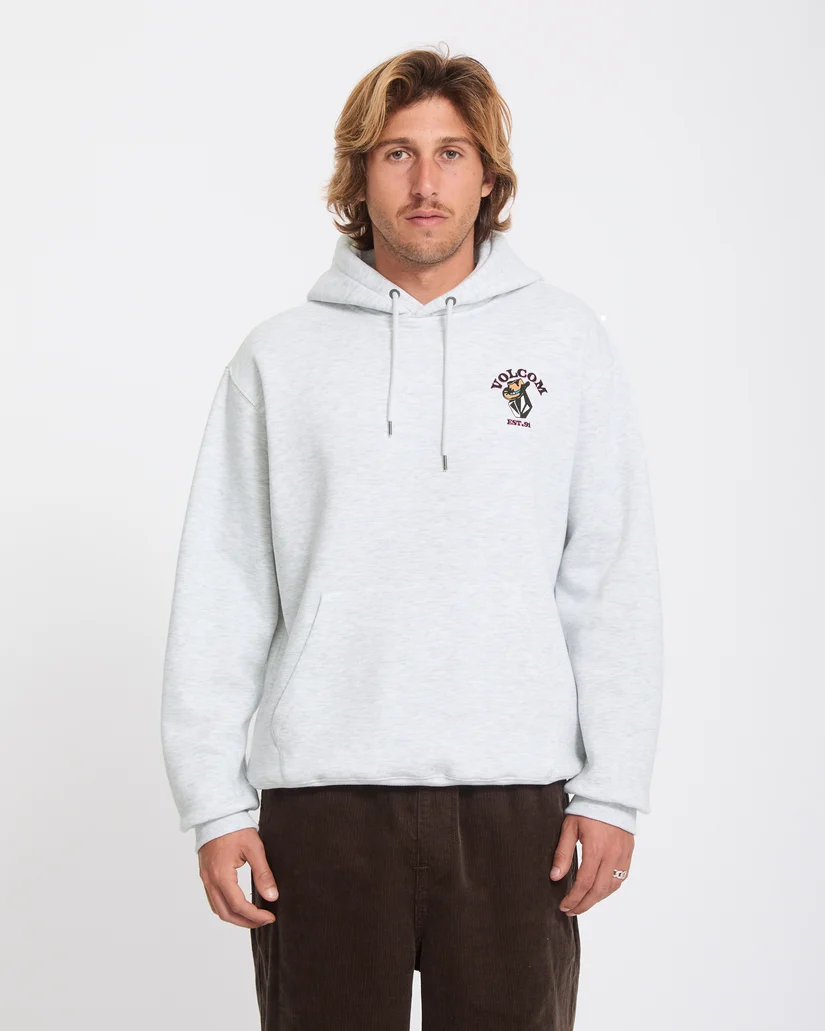 Το Volcom Noder Hoodie είναι ένα ανδρικό fleece φούτερ με κουκούλα, σχεδιασμένο για άνεση και καθημερινό streetwear στυλ.