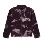 Το RIPNDIP Skyline Work Jacket συνδυάζει την αυθεντική streetwear αισθητική με το διαχρονικό workwear στιλ.