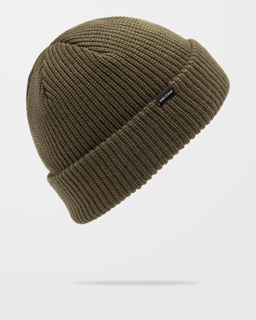 Ο ανδρικός σκούφος Sweep Beanie της VOLCOM συνδυάζει διαχρονικό streetwear στιλ με άνεση και πρακτικότητα για τις καθημερινές χειμερινές εμφανίσεις.