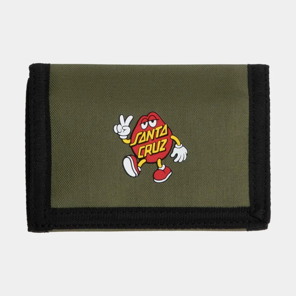 Το Santa Cruz Dot Guy Wallet συνδυάζει πρακτικότητα, λειτουργικότητα και το αυθεντικό streetwear στυλ της Santa Cruz. Κατασκευασμένο από 100% πολυεστέρα 500D, προσφέρει ανθεκτικότητα για καθημερινή χρήση.