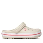 Οι γυναικείες παντόφλες Crocs συνδυάζουν ιδανικά άνεση, πρακτικότητα και μοντέρνο στιλ, αποτελώντας μια εξαιρετική επιλογή για τις ζεστές ημέρες. Κατασκευασμένες από το ελαφρύ και ανθεκτικό υλικό Croslite™, προσφέρουν ανάλαφρη αίσθηση και άνεση σε κάθε βήμα.