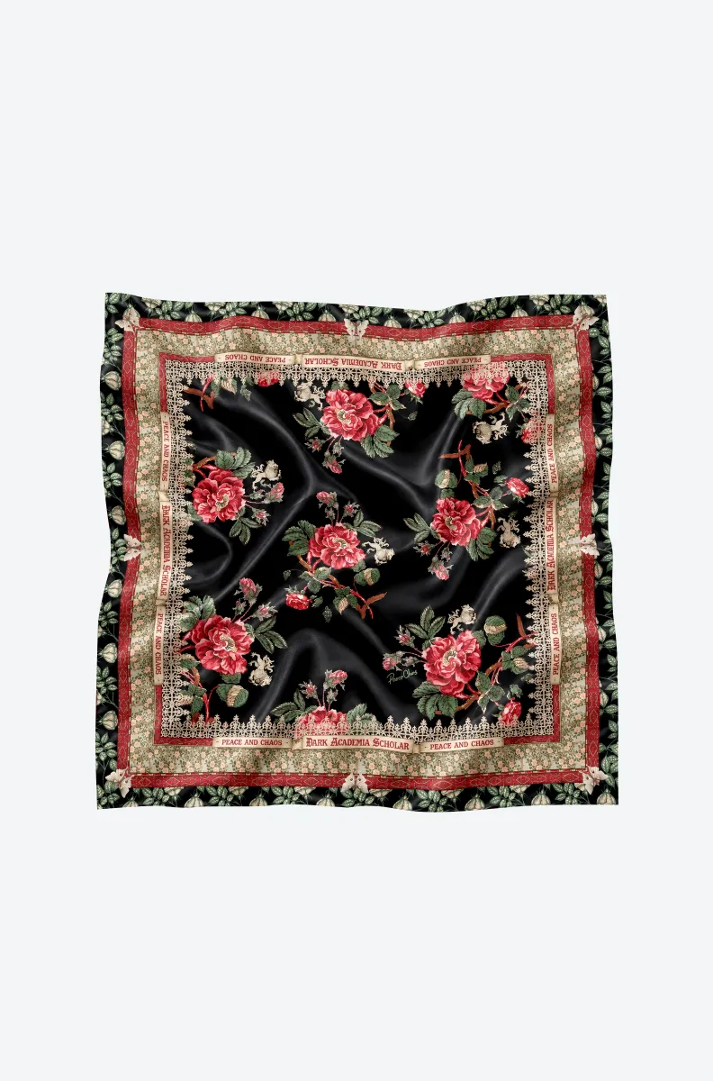 w26004d_5_copy Ανακαλύψτε το Imperial Scarf της Peace + Chaos, ένα εντυπωσιακό σατέν μαντήλι που συνδυάζει τη μυστηριώδη gothic αισθητική με καλλιτεχνικές αναφορές στη μεσαιωνική τέχνη και τη διαχρονική ομορφιά της φύσης.