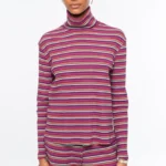 Η HARMONY TURTLENECK TOP της Peace + Chaos συνδυάζει μοντέρνο σχεδιασμό, άνεση και έντονα χρώματα.
